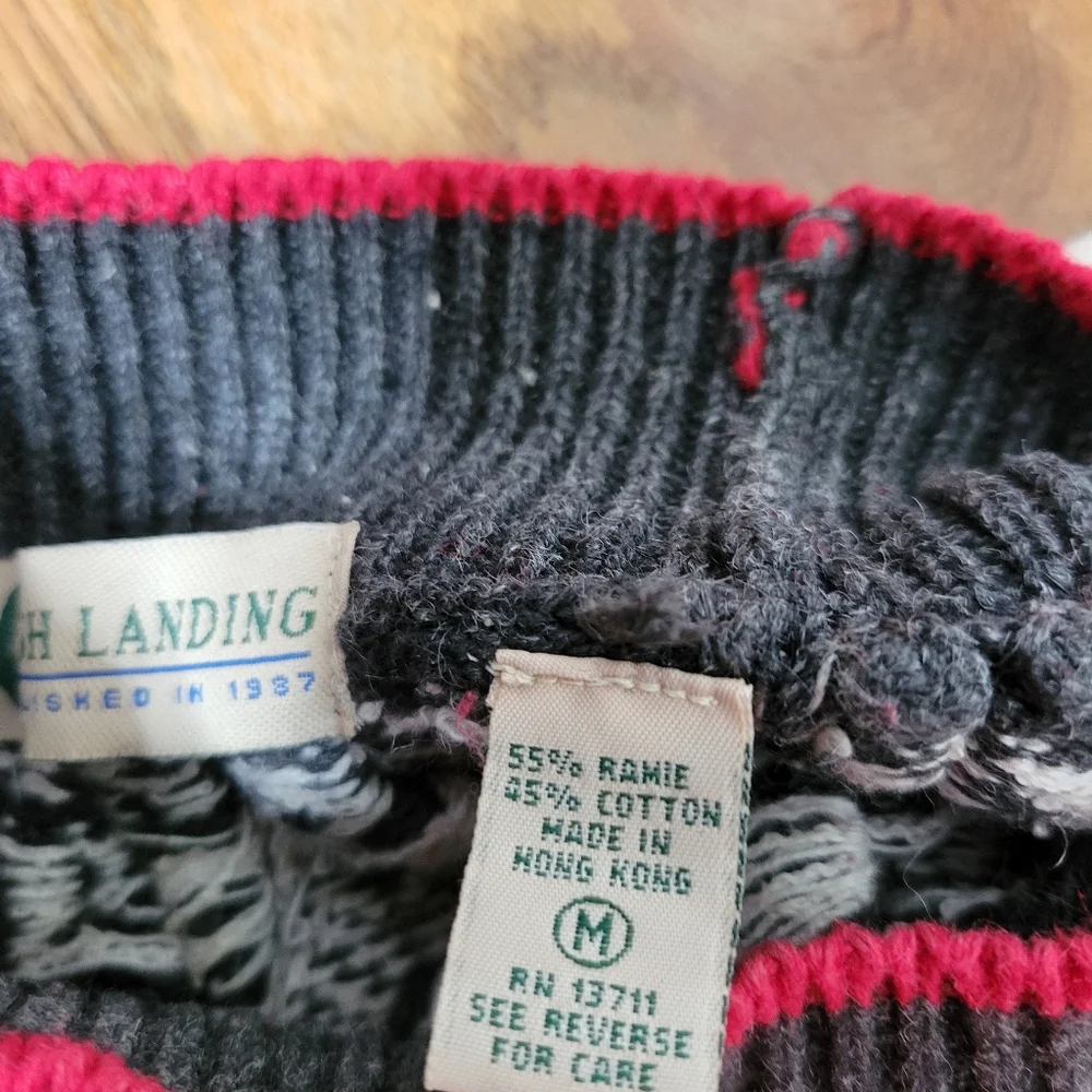 B intage Marsh Landing Red and Gray Women's Sweater Size M Nordic Swiss Campfire - Picture 10 of 12